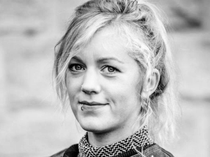 Leonie Burgemeister unterrichtet Eltern & Kind an der Musikschule der Hansestadt Lüneburg